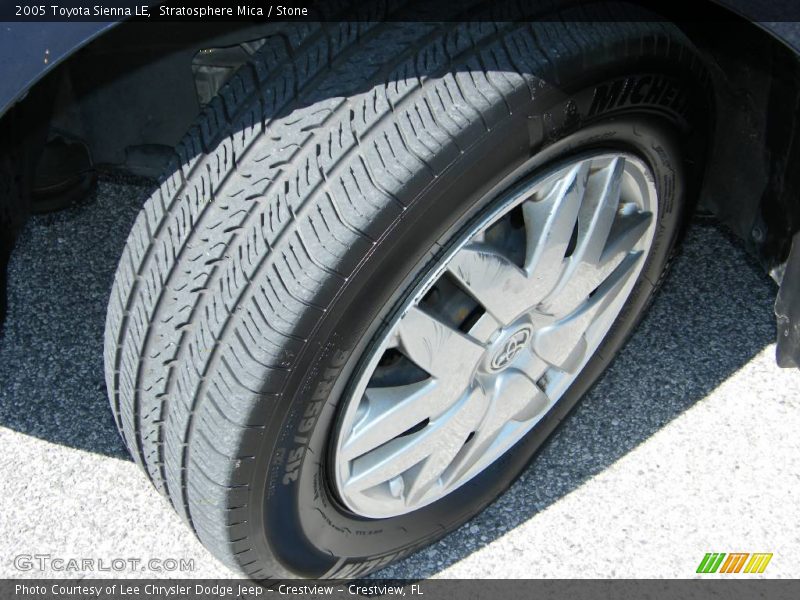 Stratosphere Mica / Stone 2005 Toyota Sienna LE
