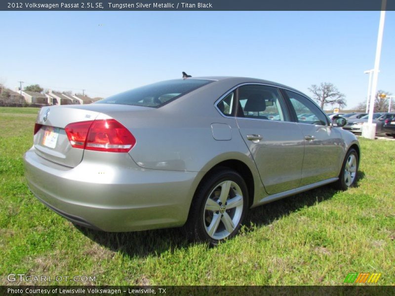 Tungsten Silver Metallic / Titan Black 2012 Volkswagen Passat 2.5L SE
