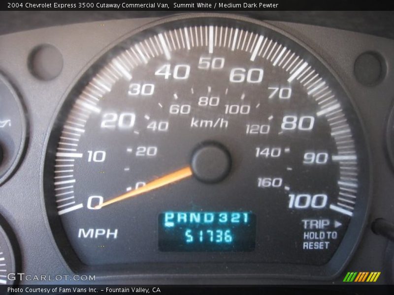 Summit White / Medium Dark Pewter 2004 Chevrolet Express 3500 Cutaway Commercial Van