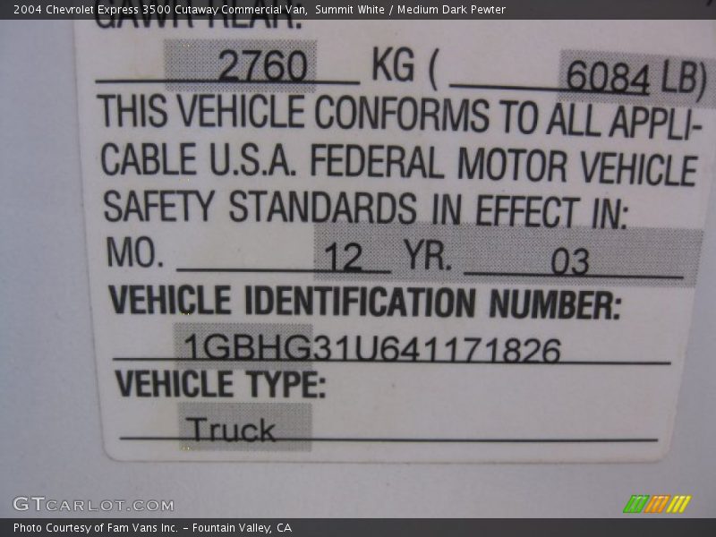 Summit White / Medium Dark Pewter 2004 Chevrolet Express 3500 Cutaway Commercial Van