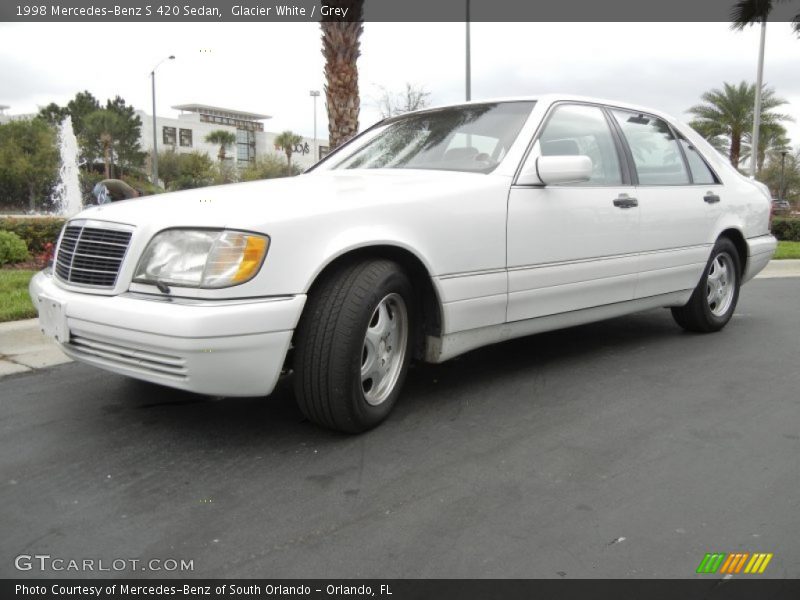 Front 3/4 View of 1998 S 420 Sedan