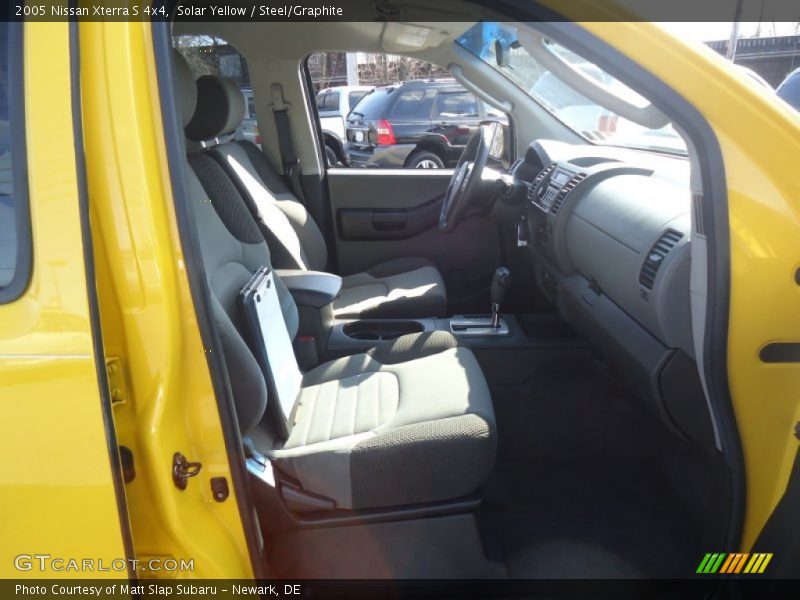Solar Yellow / Steel/Graphite 2005 Nissan Xterra S 4x4