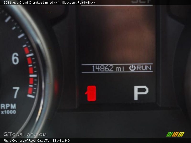 Blackberry Pearl / Black 2011 Jeep Grand Cherokee Limited 4x4