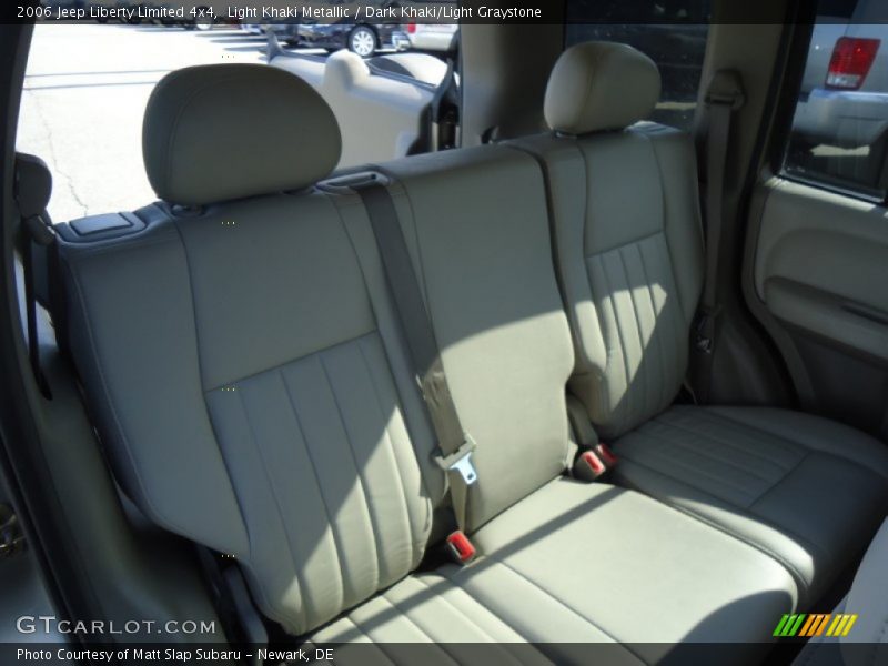 Light Khaki Metallic / Dark Khaki/Light Graystone 2006 Jeep Liberty Limited 4x4