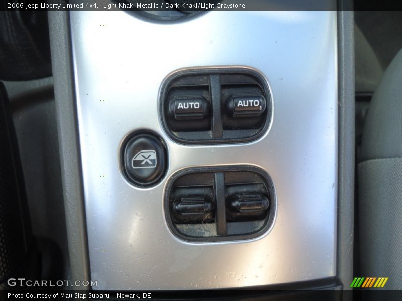 Light Khaki Metallic / Dark Khaki/Light Graystone 2006 Jeep Liberty Limited 4x4