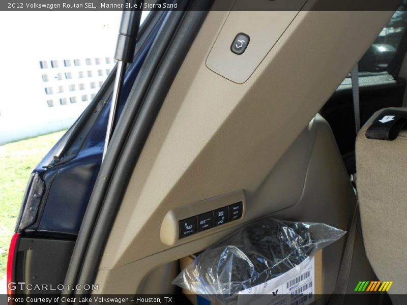 Mariner Blue / Sierra Sand 2012 Volkswagen Routan SEL