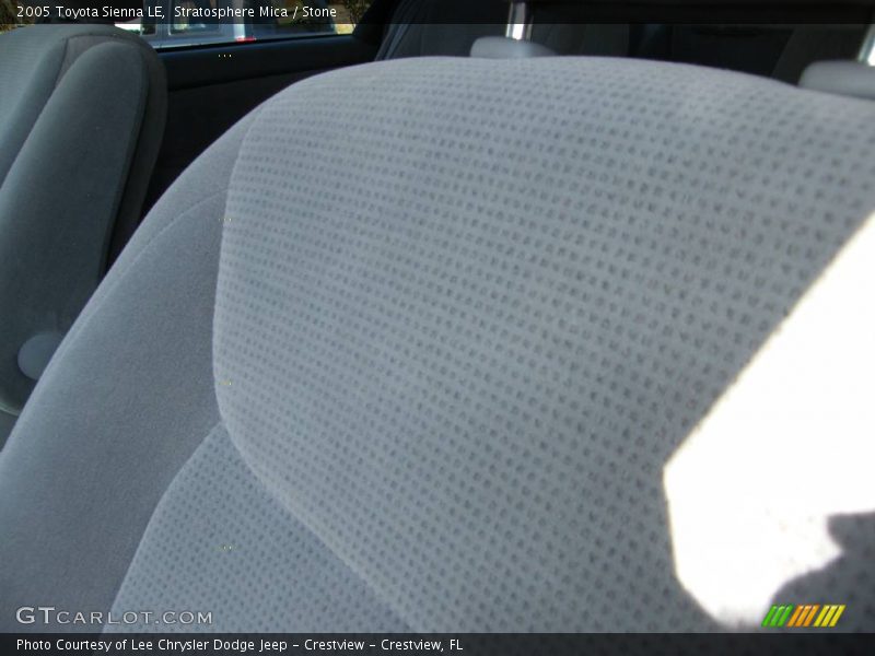 Stratosphere Mica / Stone 2005 Toyota Sienna LE