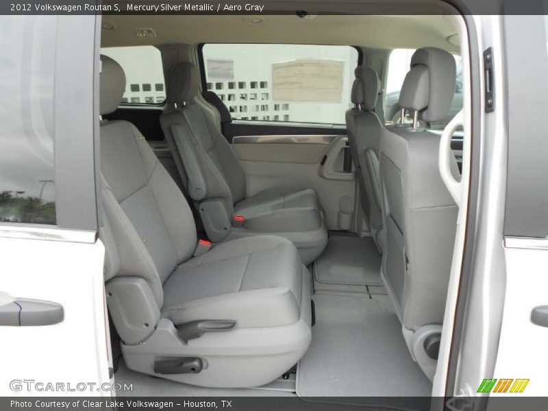  2012 Routan S Aero Gray Interior