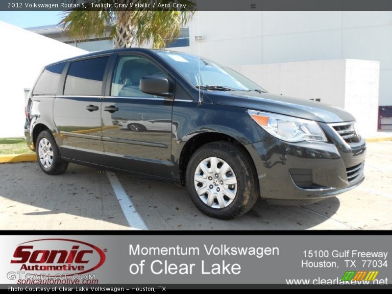Twilight Gray Metallic / Aero Gray 2012 Volkswagen Routan S