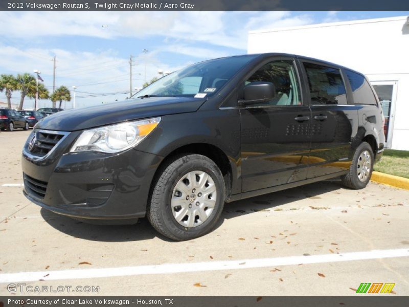 Twilight Gray Metallic / Aero Gray 2012 Volkswagen Routan S