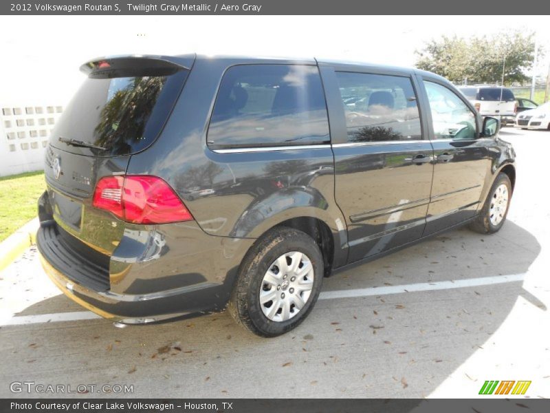 Twilight Gray Metallic / Aero Gray 2012 Volkswagen Routan S