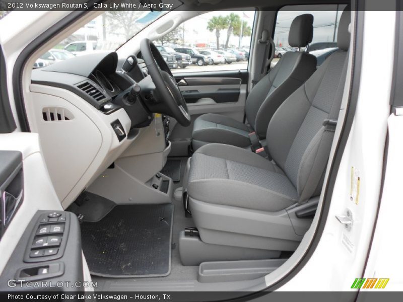  2012 Routan S Aero Gray Interior