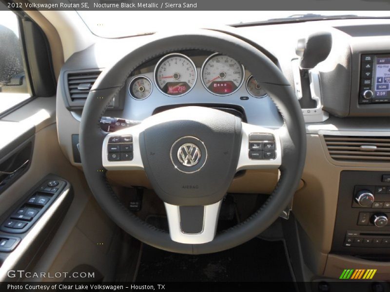 Nocturne Black Metallic / Sierra Sand 2012 Volkswagen Routan SE