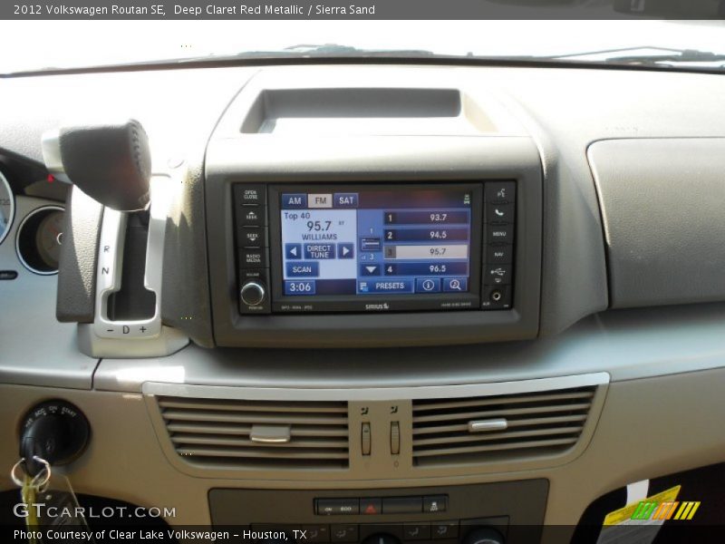 Deep Claret Red Metallic / Sierra Sand 2012 Volkswagen Routan SE