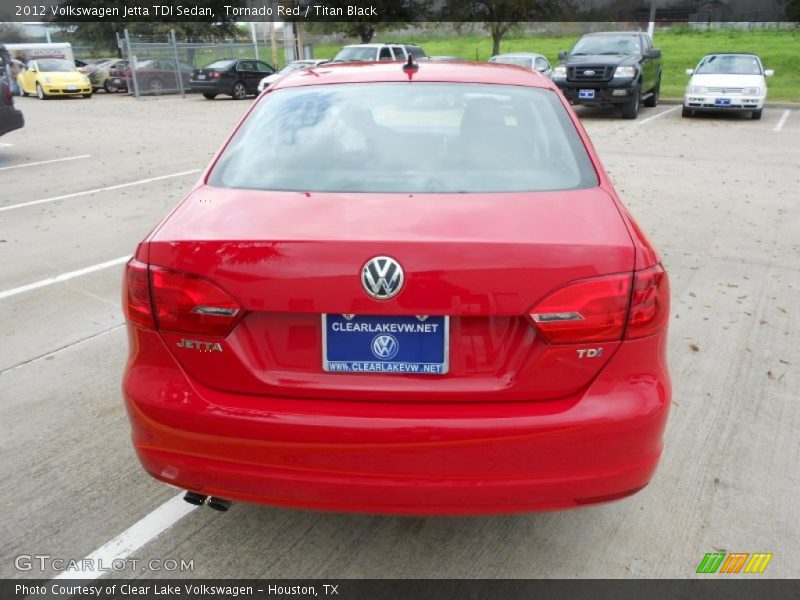 Tornado Red / Titan Black 2012 Volkswagen Jetta TDI Sedan