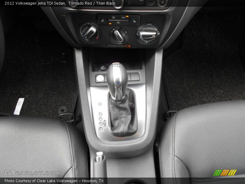 Tornado Red / Titan Black 2012 Volkswagen Jetta TDI Sedan