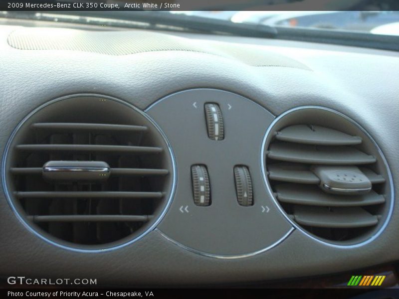 Arctic White / Stone 2009 Mercedes-Benz CLK 350 Coupe