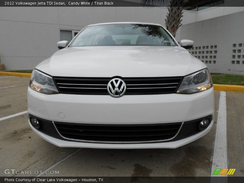 Candy White / Titan Black 2012 Volkswagen Jetta TDI Sedan