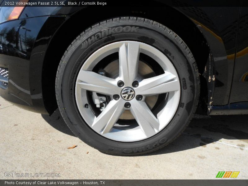 Black / Cornsilk Beige 2012 Volkswagen Passat 2.5L SE