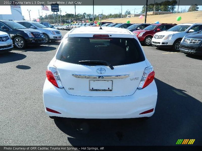 Super White / Ash Gray 2012 Toyota Yaris L 3 Door