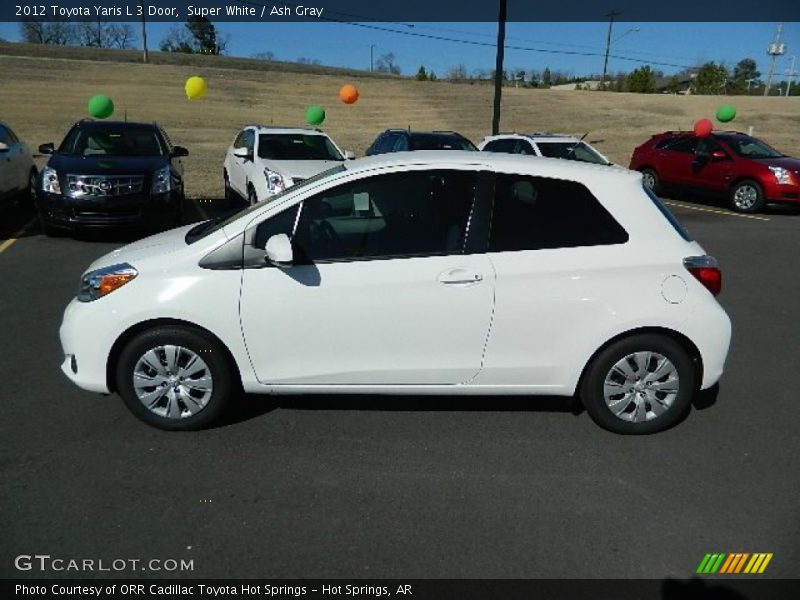 Super White / Ash Gray 2012 Toyota Yaris L 3 Door