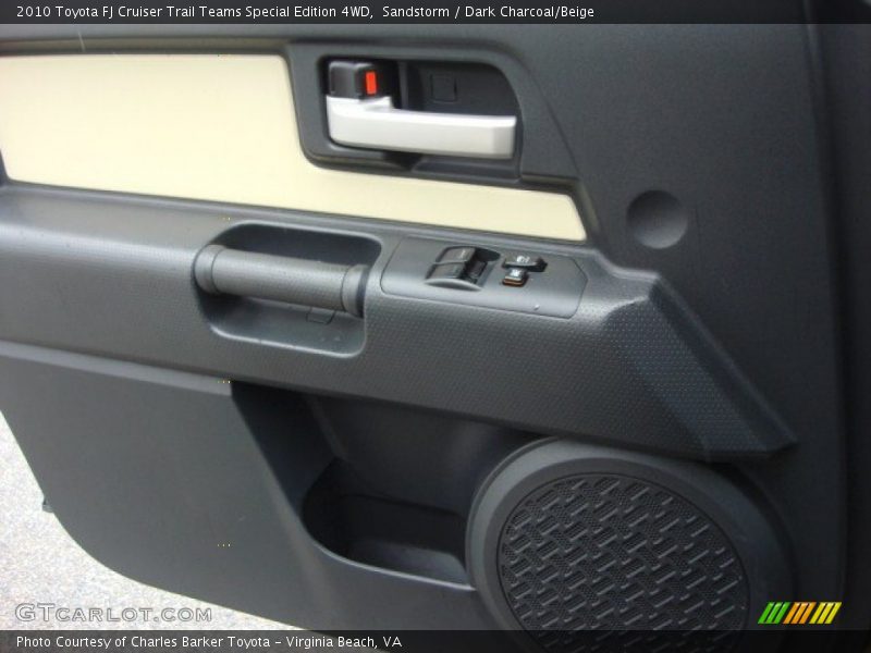 Door Panel of 2010 FJ Cruiser Trail Teams Special Edition 4WD