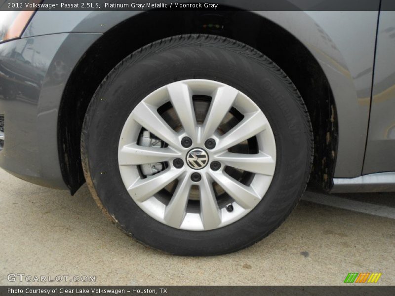 Platinum Gray Metallic / Moonrock Gray 2012 Volkswagen Passat 2.5L S