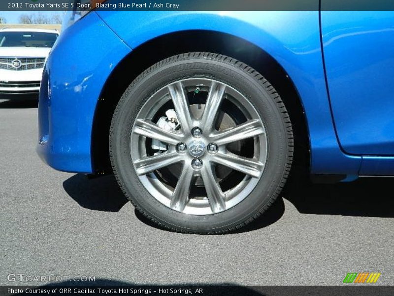 Blazing Blue Pearl / Ash Gray 2012 Toyota Yaris SE 5 Door