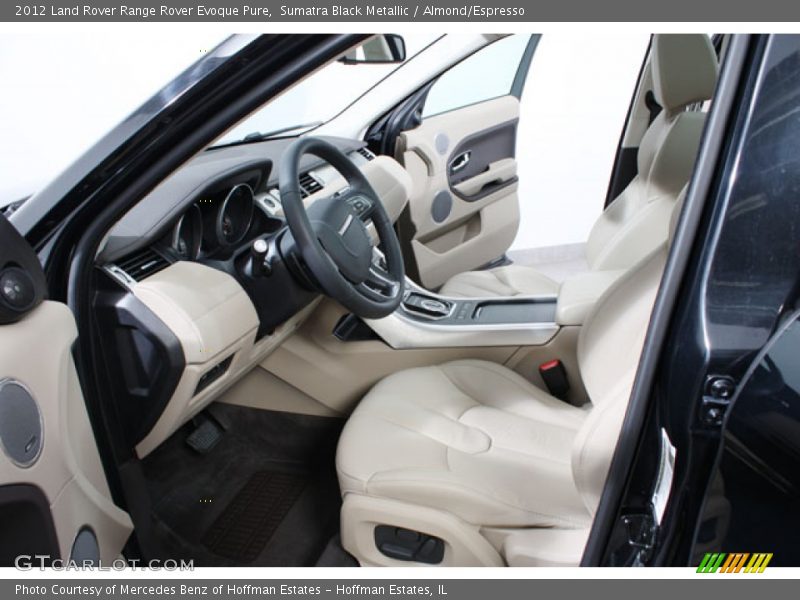  2012 Range Rover Evoque Pure Almond/Espresso Interior