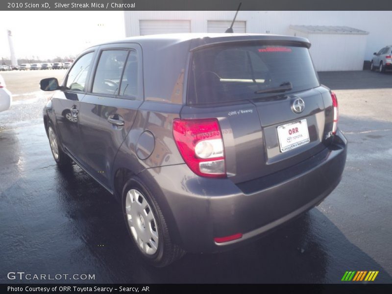 Silver Streak Mica / Charcoal 2010 Scion xD