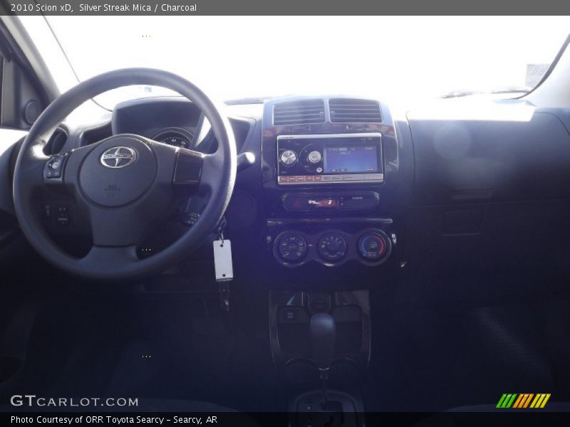 Silver Streak Mica / Charcoal 2010 Scion xD