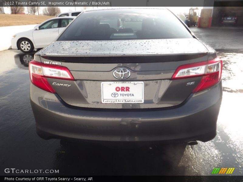 Magnetic Gray Metallic / Black/Ash 2012 Toyota Camry SE