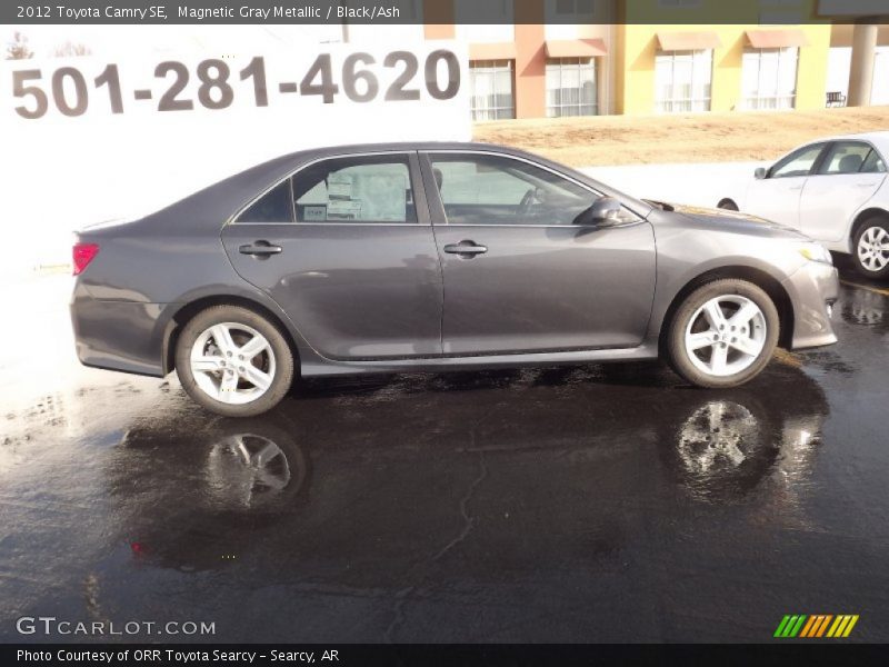 Magnetic Gray Metallic / Black/Ash 2012 Toyota Camry SE