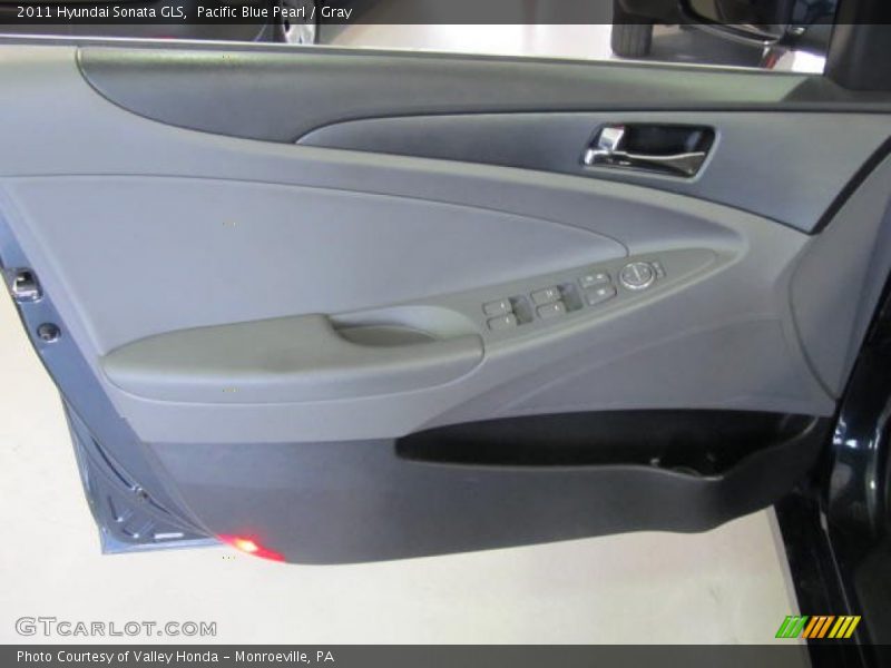 Pacific Blue Pearl / Gray 2011 Hyundai Sonata GLS
