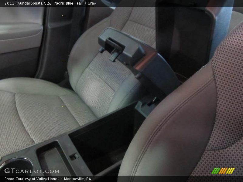 Pacific Blue Pearl / Gray 2011 Hyundai Sonata GLS
