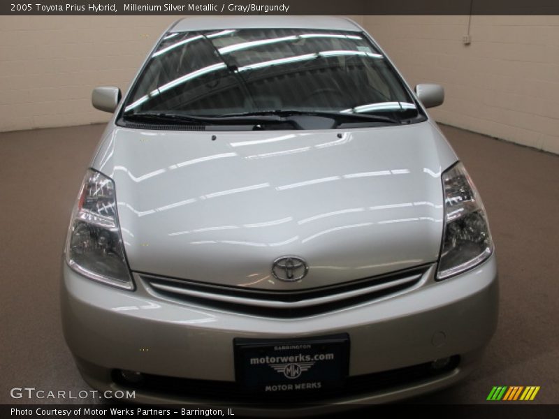 Millenium Silver Metallic / Gray/Burgundy 2005 Toyota Prius Hybrid