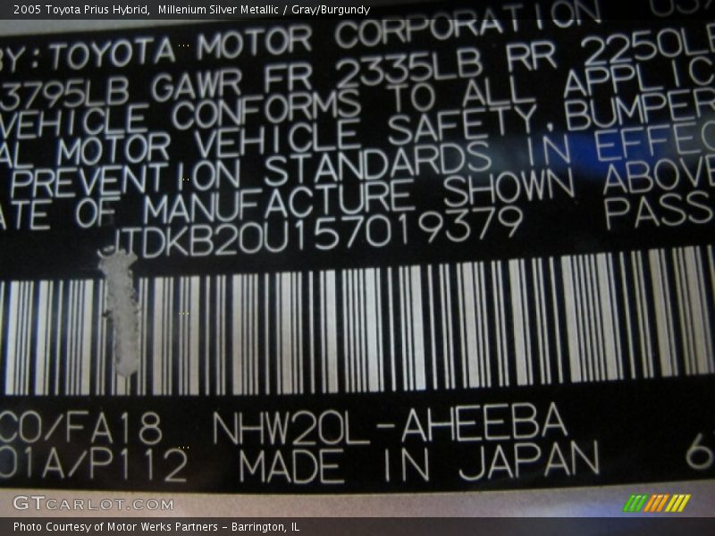 Millenium Silver Metallic / Gray/Burgundy 2005 Toyota Prius Hybrid