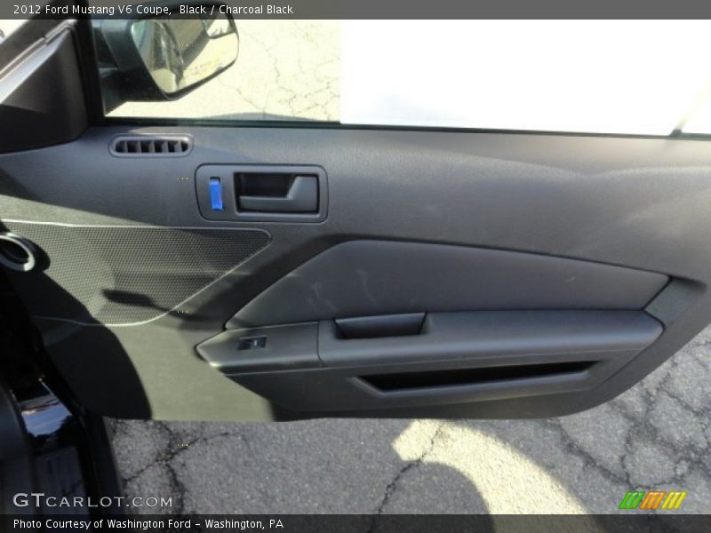 Black / Charcoal Black 2012 Ford Mustang V6 Coupe