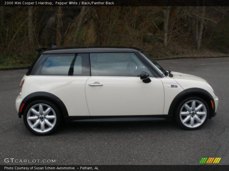 Pepper White / Black/Panther Black 2006 Mini Cooper S Hardtop