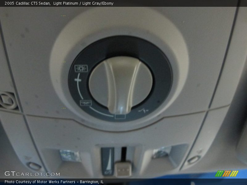Light Platinum / Light Gray/Ebony 2005 Cadillac CTS Sedan