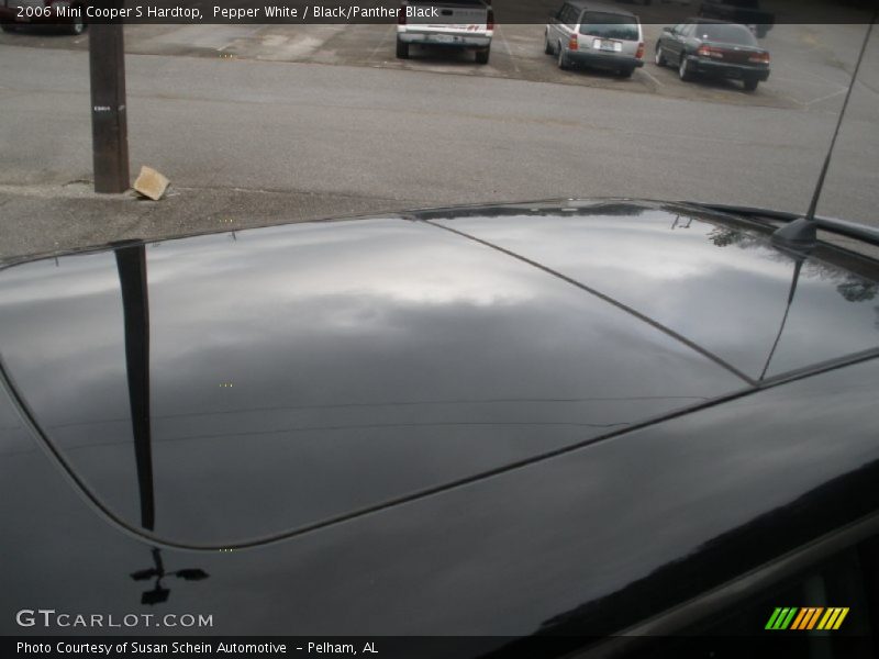 Pepper White / Black/Panther Black 2006 Mini Cooper S Hardtop