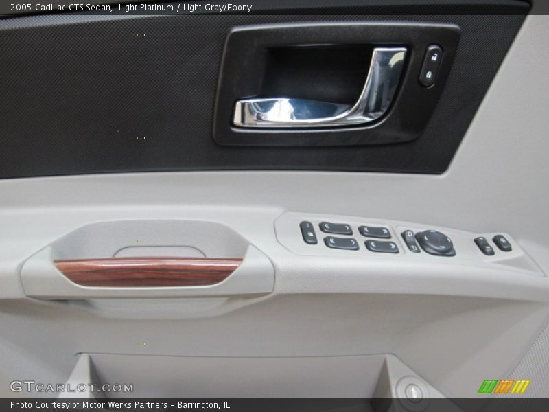 Light Platinum / Light Gray/Ebony 2005 Cadillac CTS Sedan
