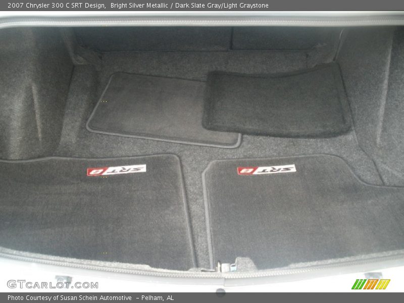  2007 300 C SRT Design Trunk