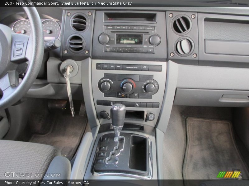 Controls of 2007 Commander Sport