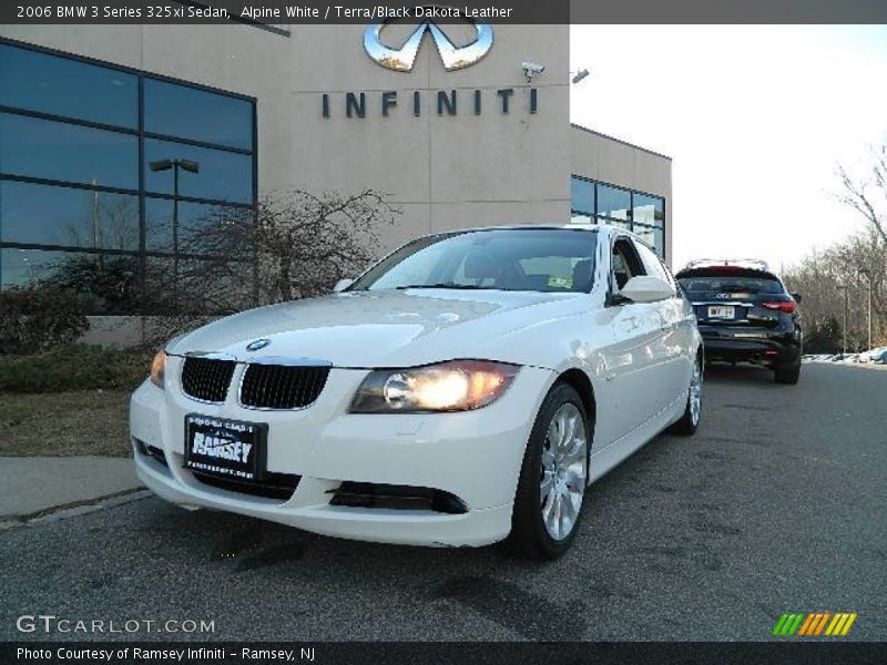 Alpine White / Terra/Black Dakota Leather 2006 BMW 3 Series 325xi Sedan