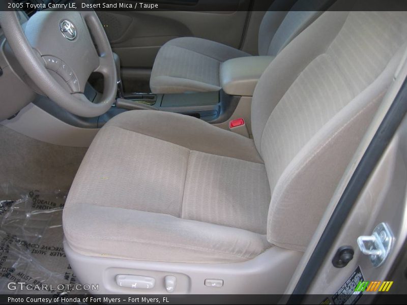 Desert Sand Mica / Taupe 2005 Toyota Camry LE