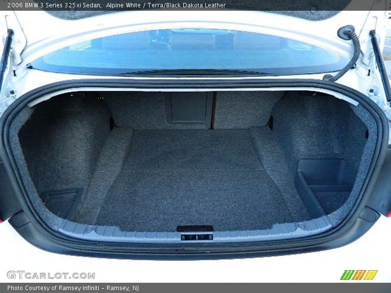 Alpine White / Terra/Black Dakota Leather 2006 BMW 3 Series 325xi Sedan