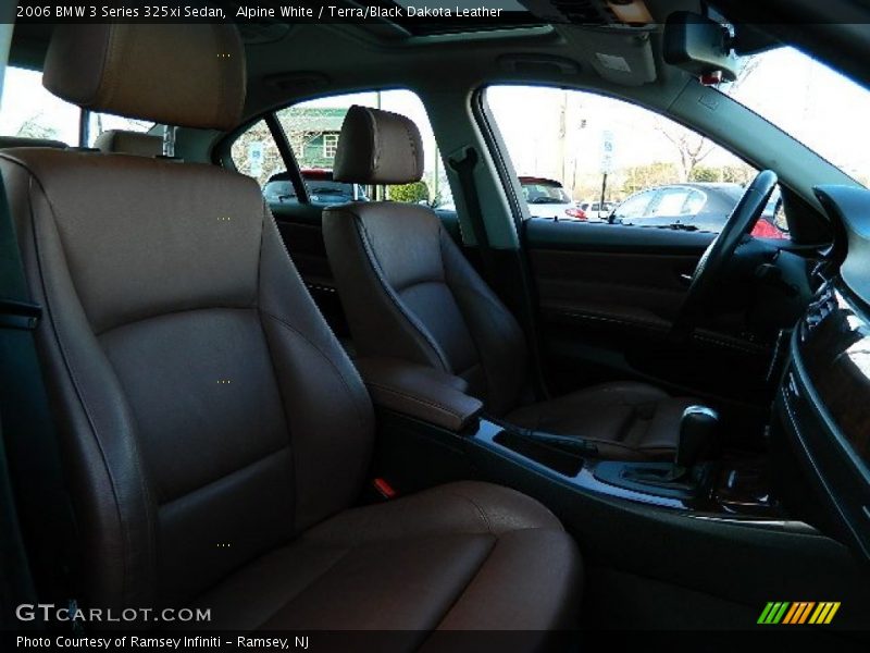 Alpine White / Terra/Black Dakota Leather 2006 BMW 3 Series 325xi Sedan