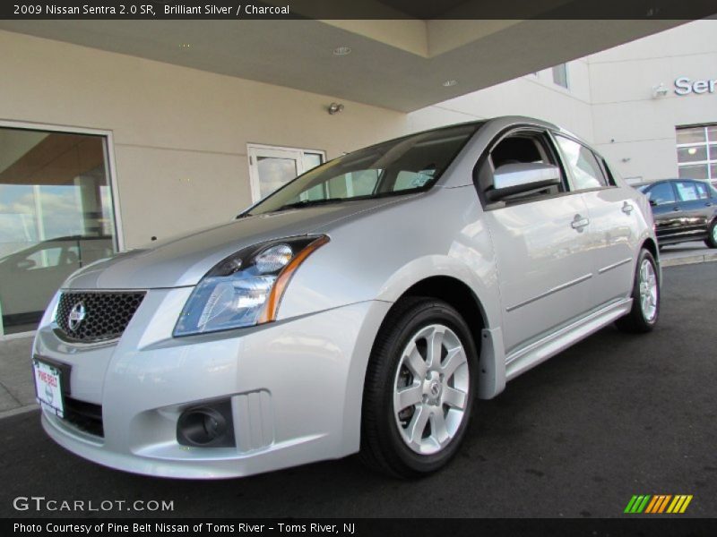 Brilliant Silver / Charcoal 2009 Nissan Sentra 2.0 SR