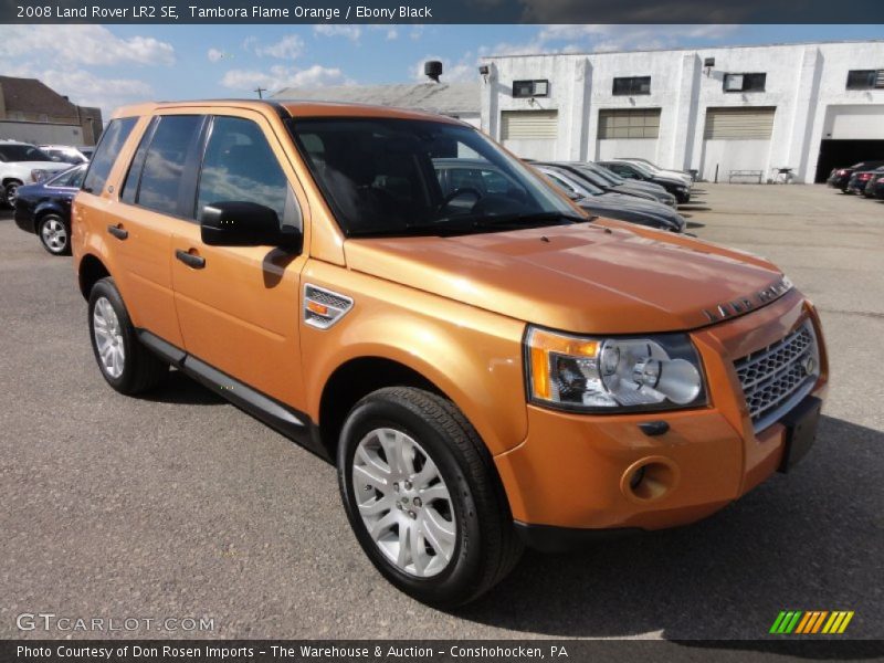 Front 3/4 View of 2008 LR2 SE